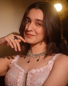 Naisha Khanna