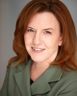 Lora Zachek