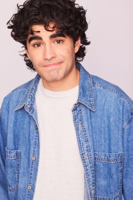 Лукас Стэдвек