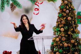 Donna Farizan
