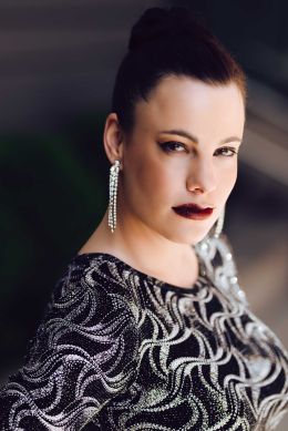 Амбер Оливер