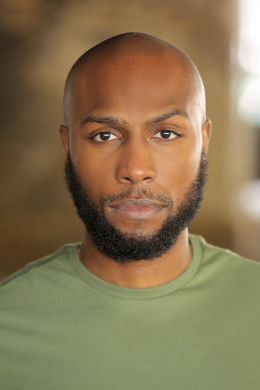 Элиотт Джонсон