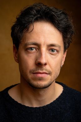 Лукас Баттон