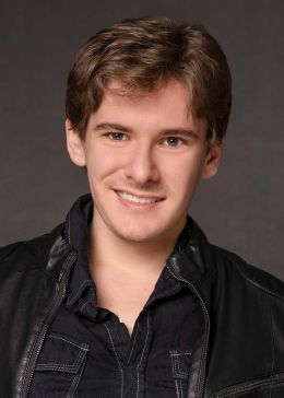 Алекс Хэйнс