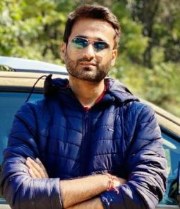 Химаншу  Ахлувалиа