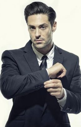 Аарон Ноубл