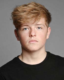 Гарри Ишервуд