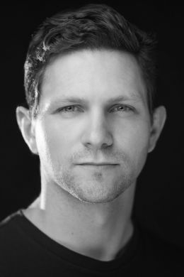 Эдриэн Ламберт