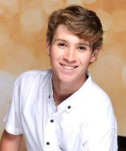 Самуэль Хове