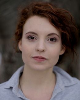 Элизабет Бреннан