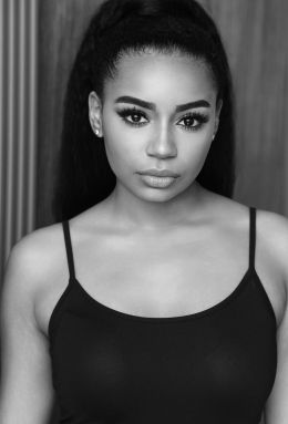 Джаззи Джейд