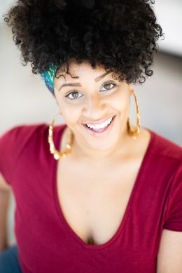 Констанс Рейнолдс