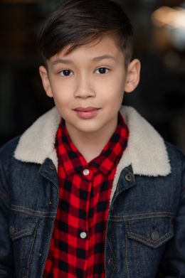 Логан МакИннес