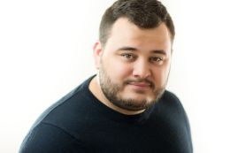 Джулиан  Колсти