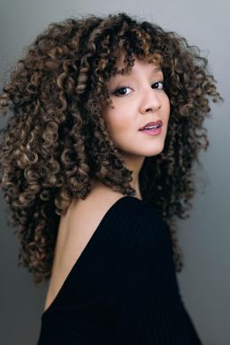 Элли Санчес