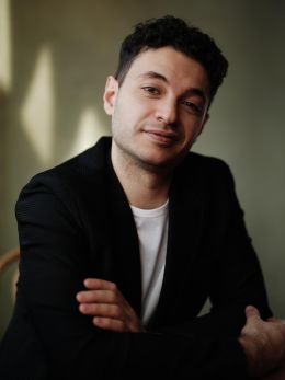 Eric Sirakian