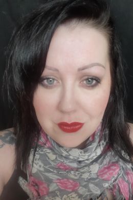 Вики МакИнтайр