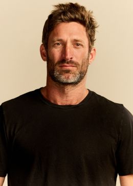 Брайан Филлипс