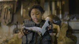 Дафни Томас