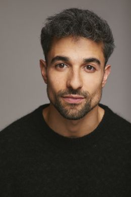 Дэниэл Виктор