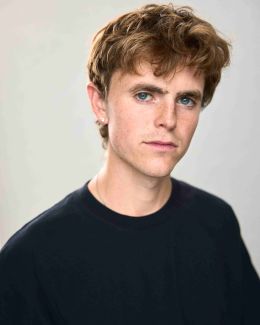 Джейк Холлей