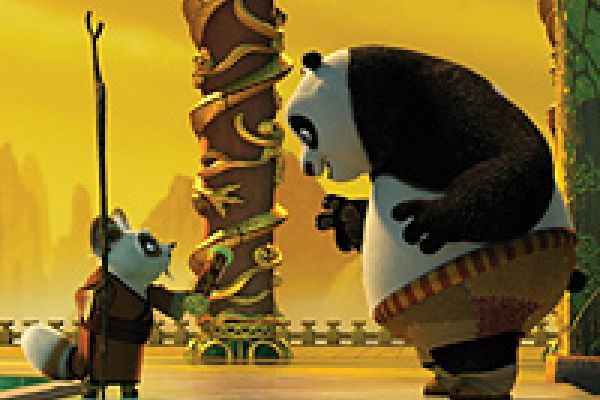 Панда ест, стреляет и уходит