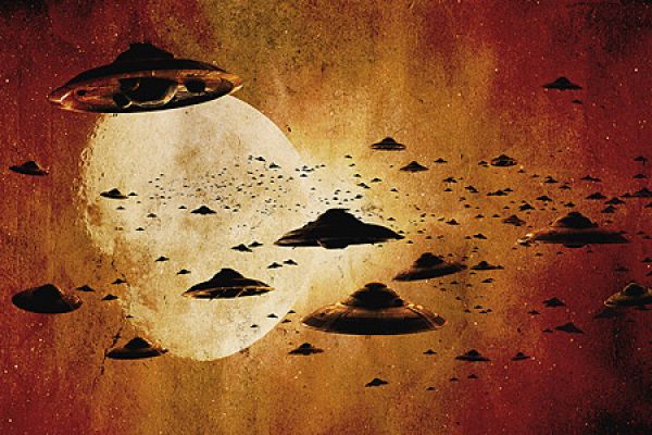 Наци возвращаются с Луны: Как снять трэш-блокбастер, если нет денег