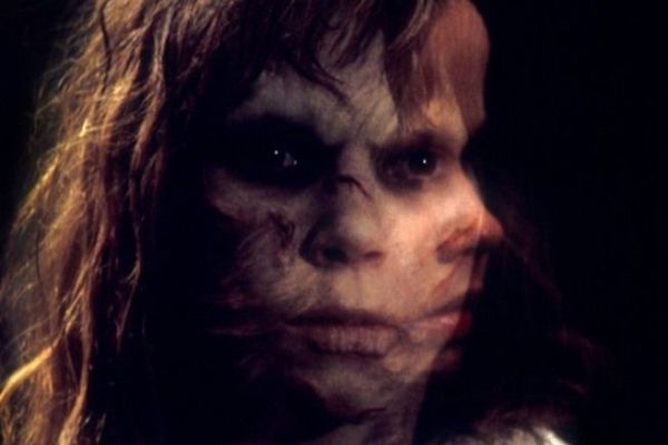 10 самых пугающих девочек из фильмов ужасов