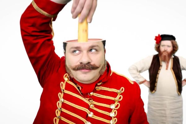 Как снимали сериал «Гусар» с Гариком Харламовым на ТНТ
