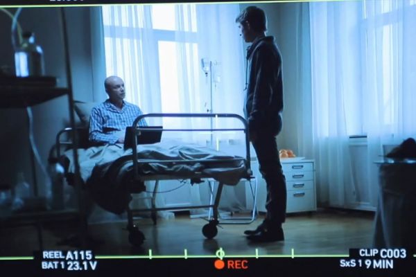 Отцы и дети: Андрей Смоляков и Евгений Антропов на съемках фильма «Грешник»