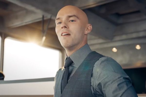 <p>Стал доступен новый зрелищный тизер «Супермена»</p>
