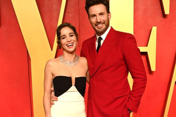 <p>«Капитан Америка» Крис Эванс впервые стал отцом</p>
