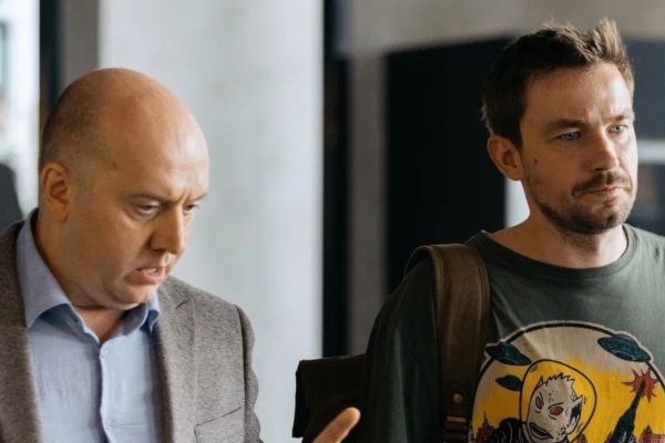 <p>Вышел трейлер комедии «Комментируй это» с Александром Петровым</p>
