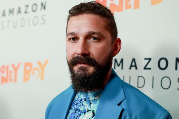 Шайа ЛаБаф абьюзер