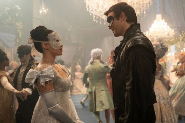 <p>Звезда «Бриджертонов» раскрыл подробности нового сезона</p>
