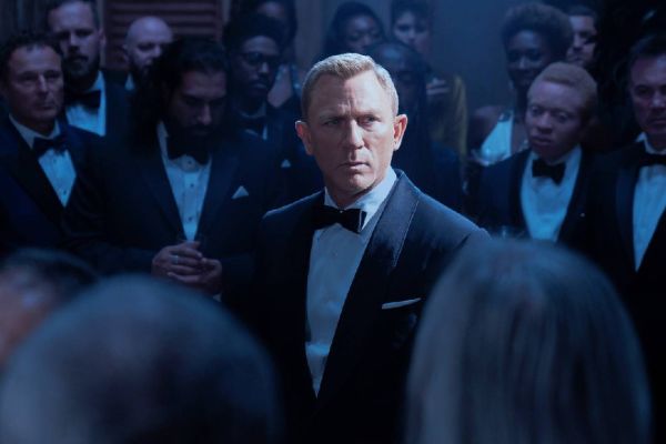 <p>Netflix получил права на показ&nbsp;&laquo;Джеймса Бонда&raquo;</p>
