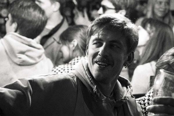 <p>&laquo;Картины дружеских связей&raquo; выйдут в прокат в России</p>
