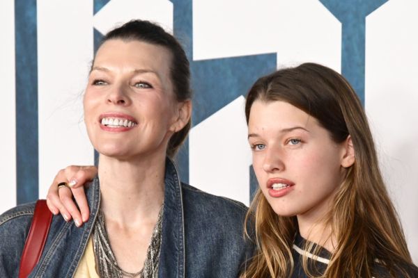 <p>Дочь Миллы Йовович стала новым лицом Dior</p>
