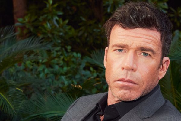 <p>Создатель «Йеллоустоуна» заключил сделку с Universal</p>
