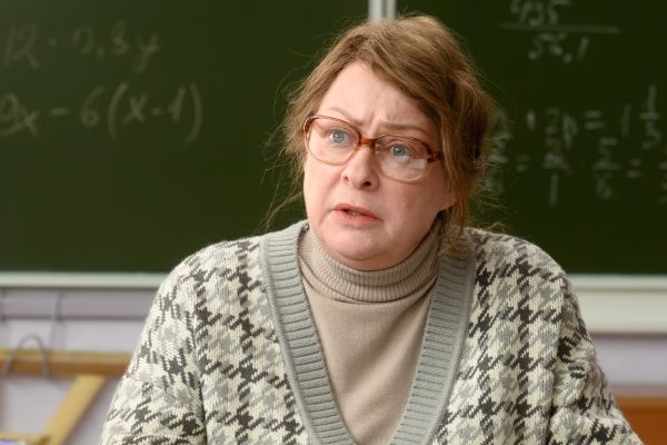 <p>Сериал «Олдскул» с Марией Ароновой получил первый трейлер</p>
