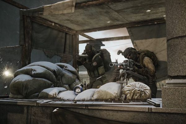 <p>Состоялся релиз мультиплеерного шутера Escape from Tarkov</p>

