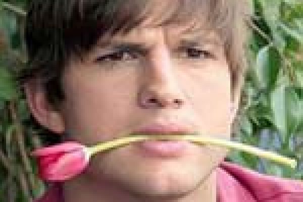 New Line Cinema выпустила первый длинный трейлер «сборного» ромкома «День Святого Валентина» ...