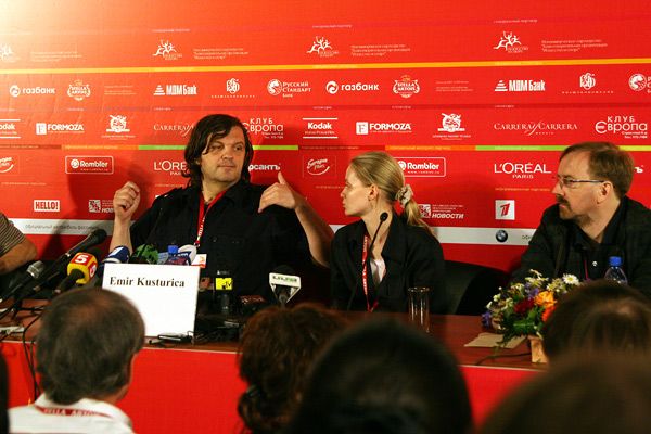 Фоторепортаж: Пресс-конференция Эмира Кустурицы, посвященная фильму "Завет"