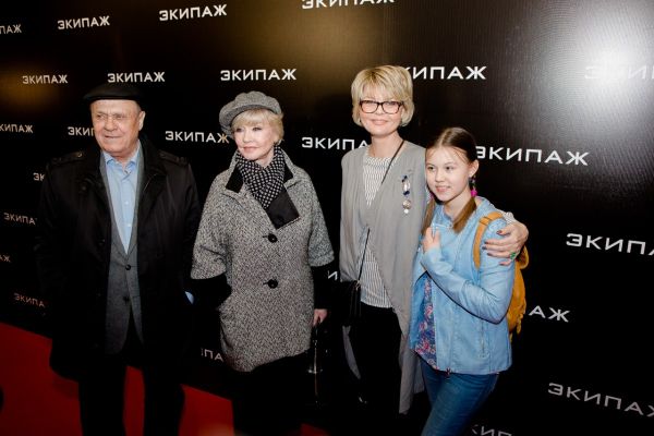 Фоторепортаж: Столичная премьера фильма "Экипаж"