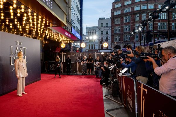 Фоторепортаж: Премьерный показ фильма «Последняя дуэль» в Лондоне и Париже