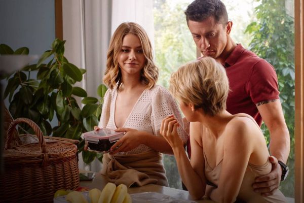 Будет смотреть