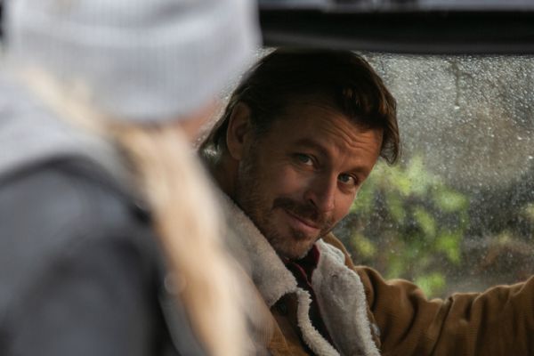 Будет смотреть