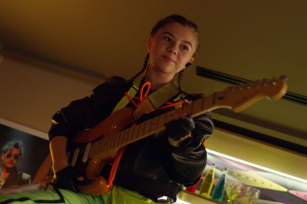 Будет смотреть