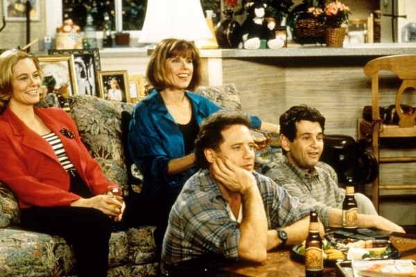 Будет смотреть