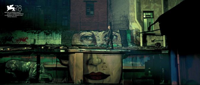 Капитан Волконогов бежал